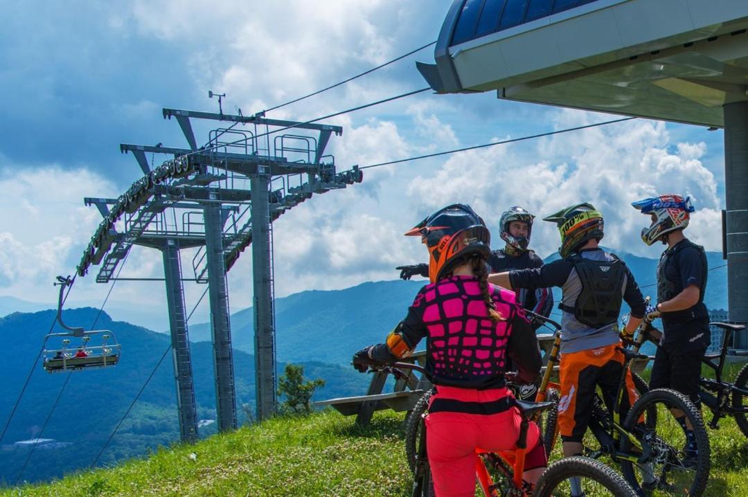 On Top Of The World At Sugar Top Resort Sugar Mountain Exteriér fotografie